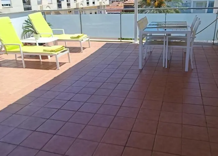 Marines, Km1. Atico Residencial Belman *